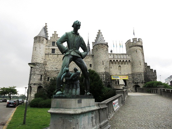 Antwerp-Steen Castel