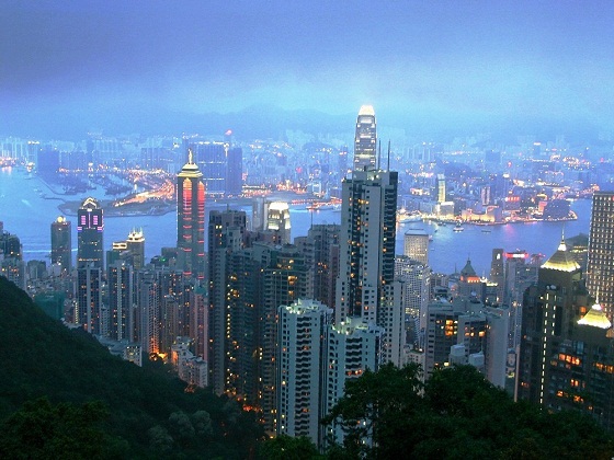 Hong Kong-View of Kowloon from Victoria Peak at night