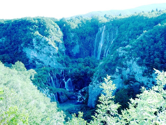 Plitvice-The large waterfall