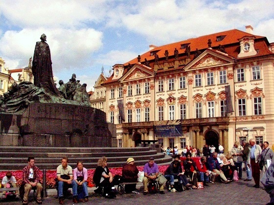 Prague-Old Town Sq.-Jan Hus Monument and Kinsky Palace