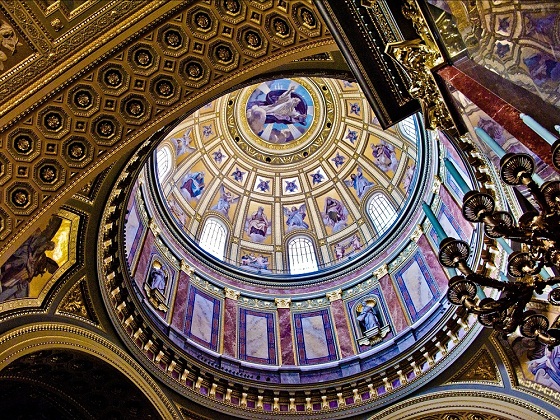 Budapest-Copula of St. Stephen Basilica