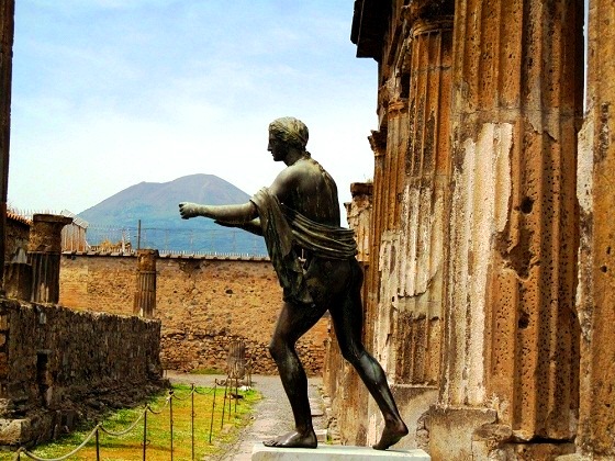Pompeii-Temple of Apollo and Mount Vesuvius