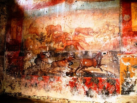 Pompeii-wild animals wall painting