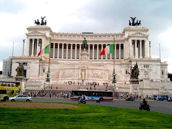 Roma-Vittorio Emanuele piazza Venezia