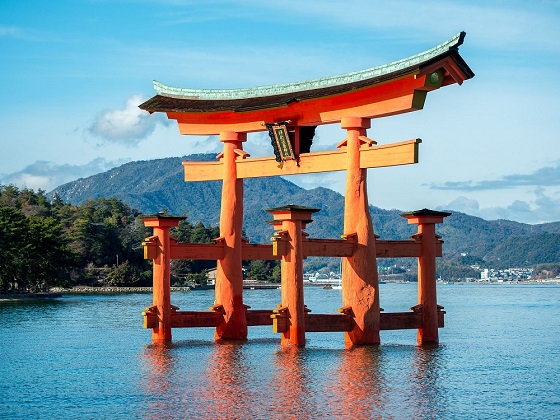 Japan-Hiroshima-Itsukushima Gate