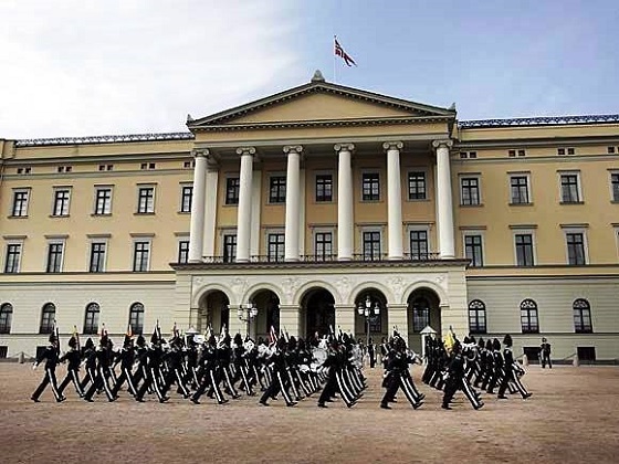 Oslo-The Royal Palace