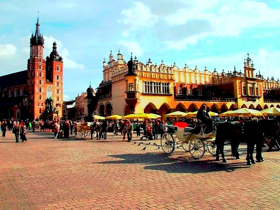 Krakow-St. Mary's Basilica in Market Square