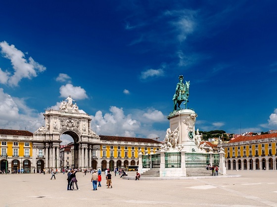 Lisbon-The Arc and Commerce Center