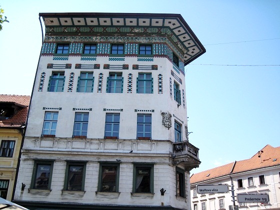 Lubliana- Urbanc House, Preseren Square